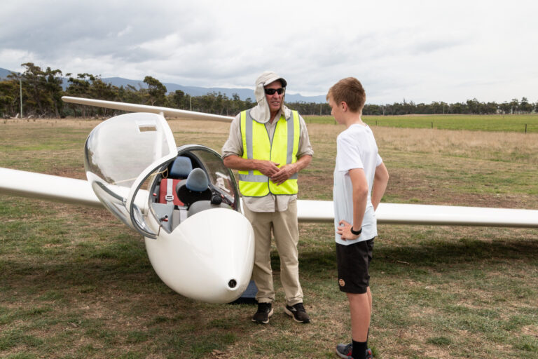Would you like to support Gliding Tasmania
